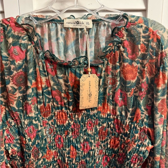 New Natural Life Juliana Mesh Smocked Top - Tan Pink Floral XL NWT - Picture 1 of 6